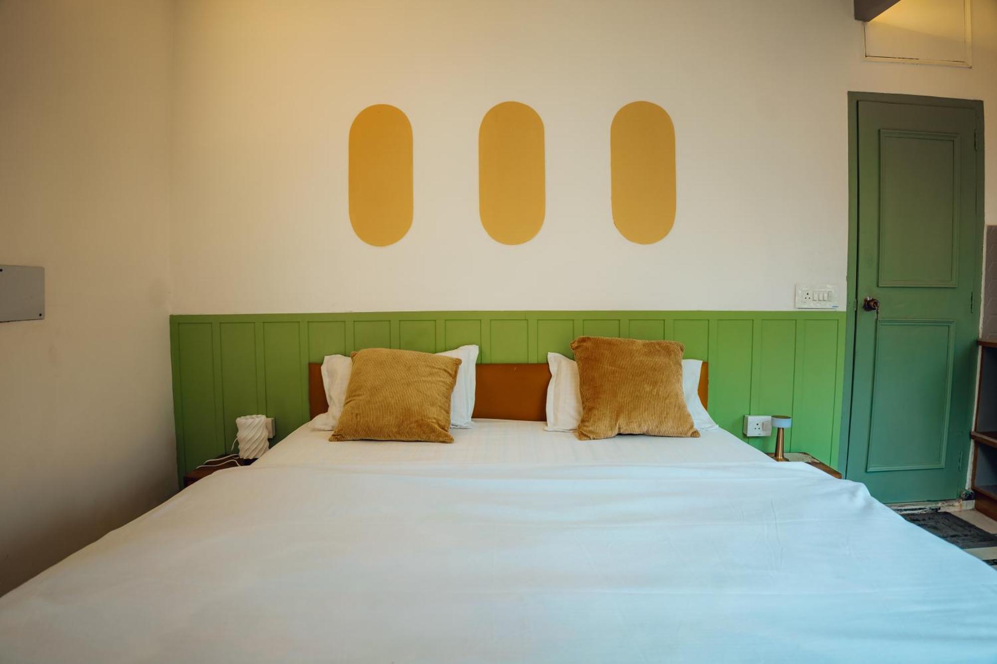 Art Bliss Hostel Rishikesh Exterior photo